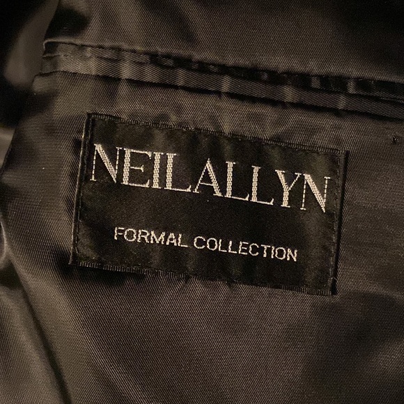 Neil Allyn Black Tuxedo w/ shirt, vest, & bow tie - Picture 13 of 16